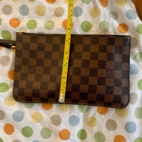LOUIS VUITTON Damier Ebene Neverfull pouch - Picture 5 of 8